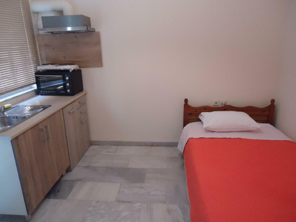 Appartamento Original House Larissa Esterno foto